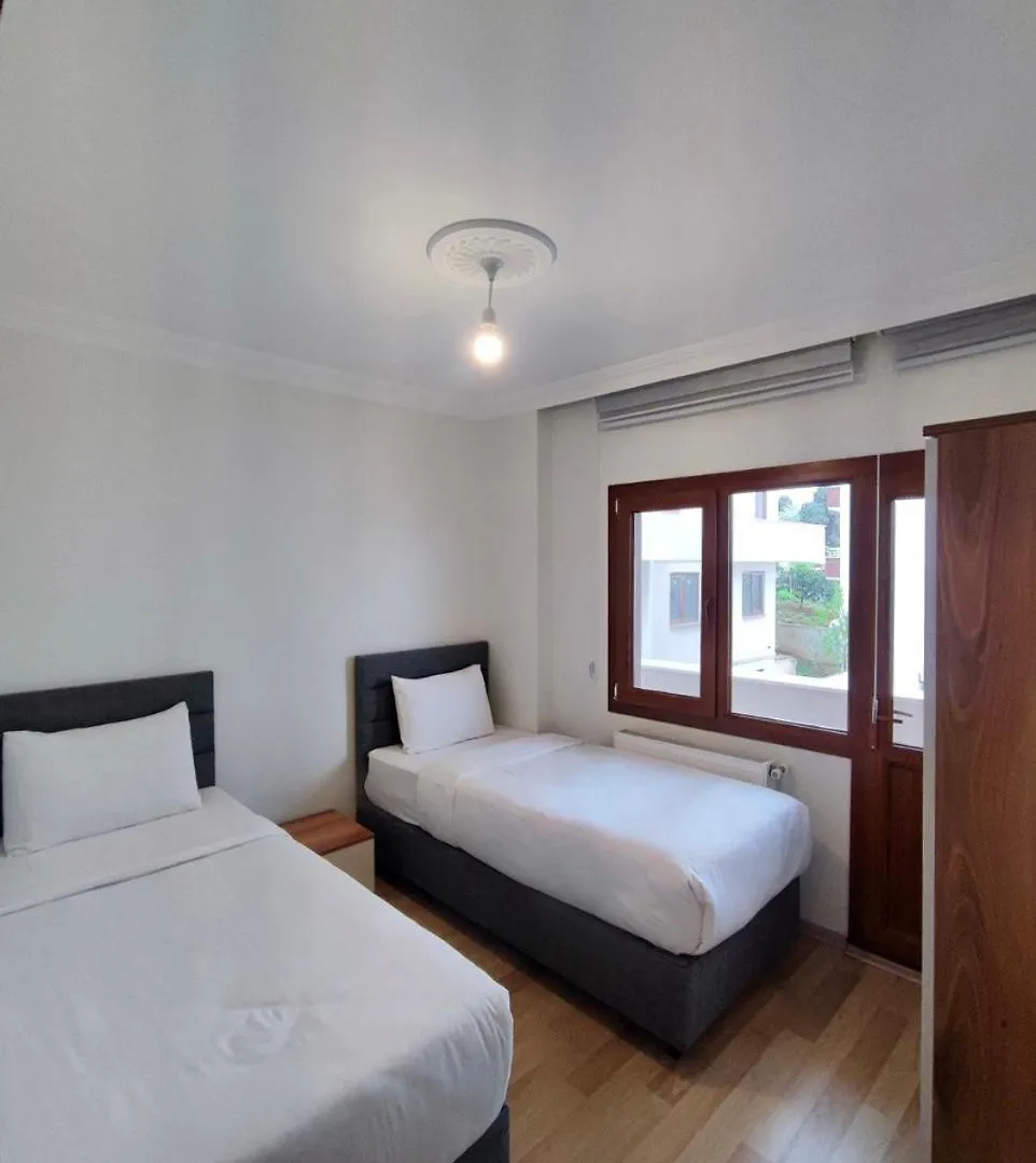 Erom Otel ترابزون فندق